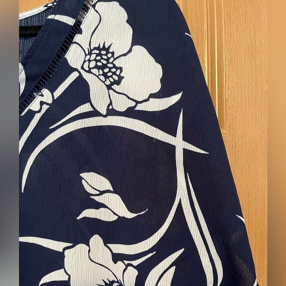 Kona Sol Women’s Beach Coverup Navy & White Floral Pattern Beach Tunic - Picture 7 of 10